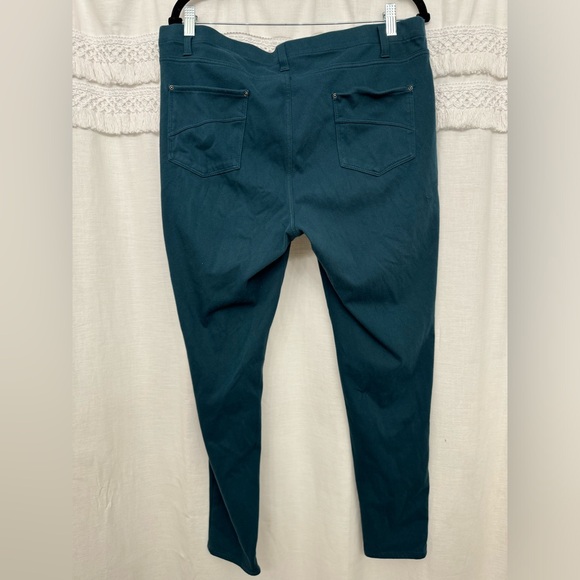 Time and Tru Teal Jeggings - Picture 3 of 4